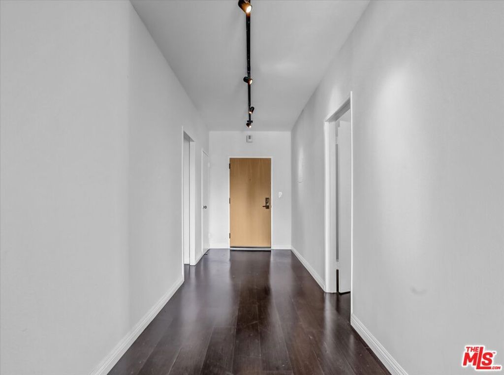 Photo of 999 N Doheny Drive #311, West Hollywood, CA 90069 (MLS # 26632961)