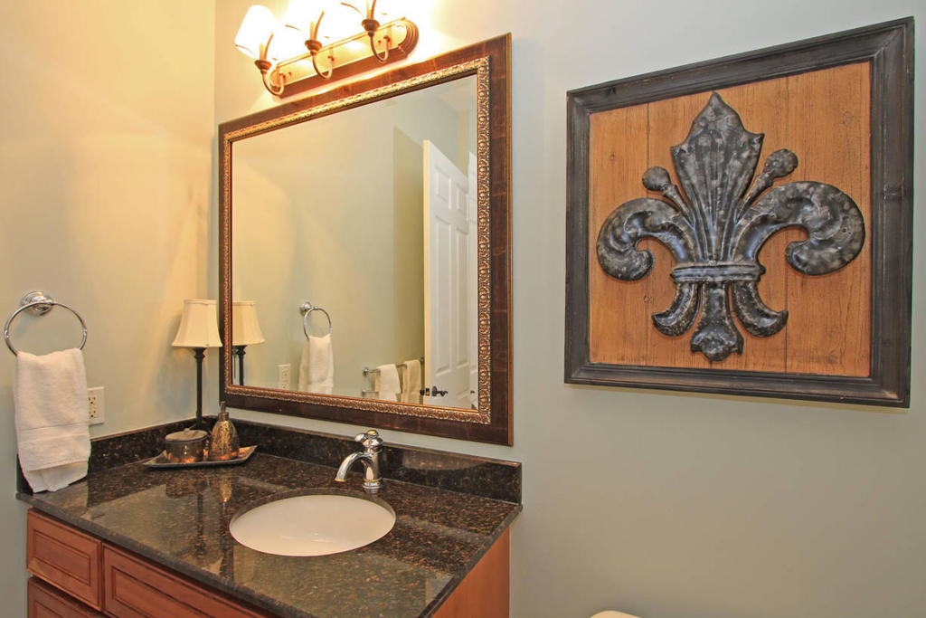 Casitas Las Rosas - Residential Lease