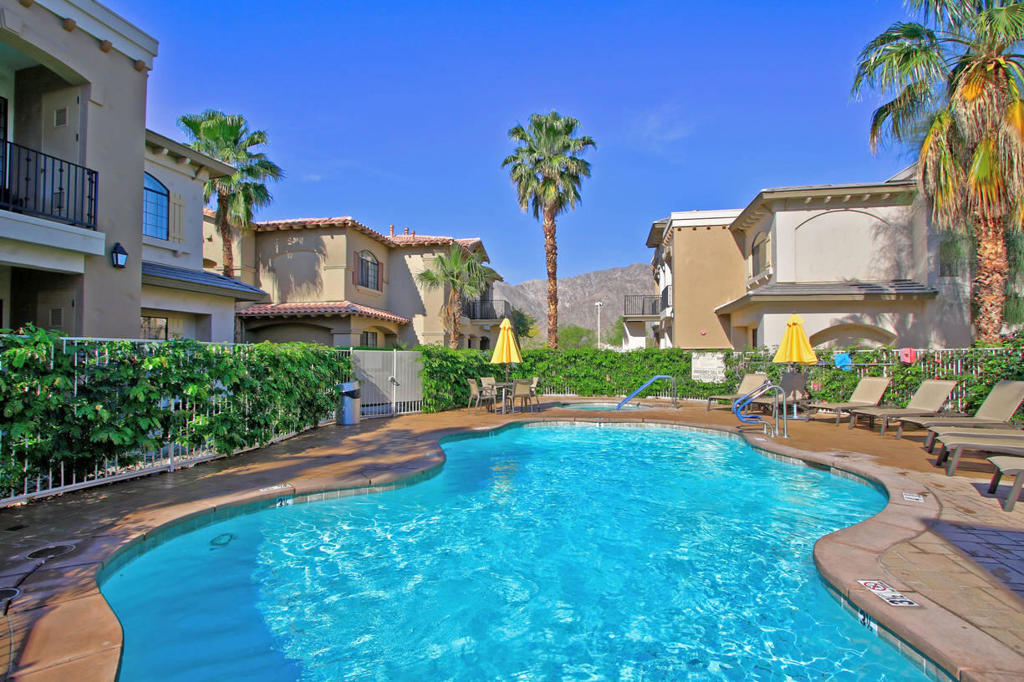 Casitas Las Rosas - Residential Lease