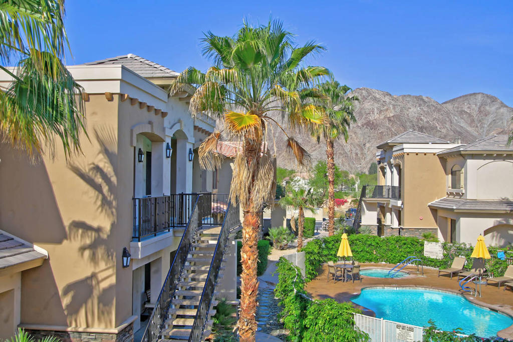 Now Available. Long-Term Lease at $2,100/MonthWelcome to Casitas Las Rosas in the heart of La Quinta! This luxury top-floor 1BD/1BA villa is turnkey furnished and ideally located next to Embassy Suites and just steps from the shops, restaurants, and charm of Old Town La Quinta.Enjoy a spacious, open layout with a comfortable family room featuring a sleeper sofa, TV, and ample space to unwind. The fully equipped kitchen makes dining in a breeze--perfect for everything from quick bites to cozy dinners.The primary suite boasts a king bed, walk-in closet, and easy access to the full bathroom with a tub/shower combo. A private balcony with outdoor seating offers south-facing sunshine--perfect for morning coffee or evening relaxation.Additional features include in-unit laundry with oversized stackable washer/dryer, and access to community pools and spas.No smoking, no pets.