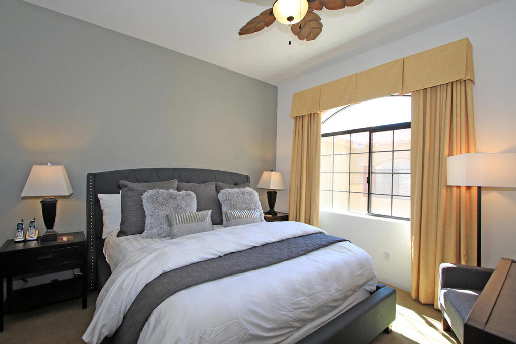 Casitas Las Rosas - Residential Lease