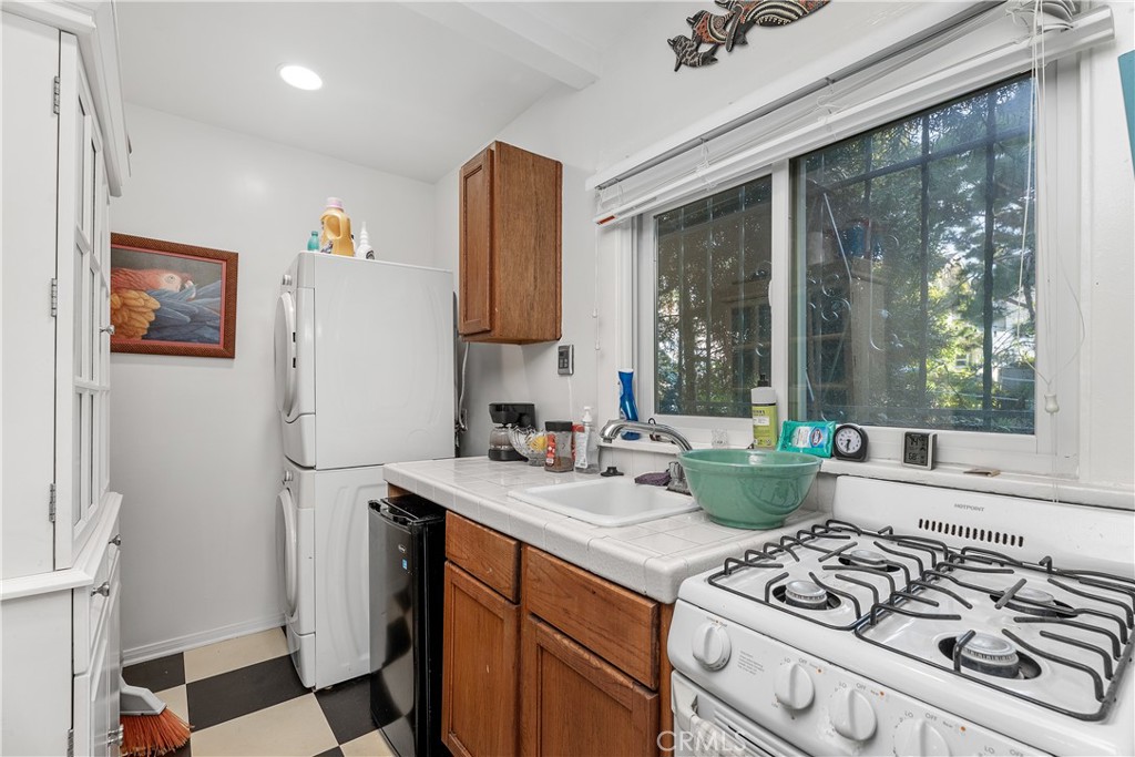 Alamitos Beach (AB) - Residential