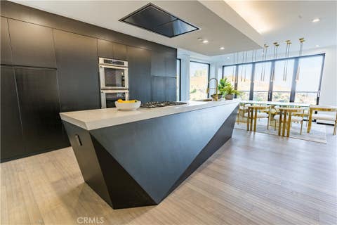 Photo of 8148 Gould Avenue, Los Angeles, CA 90046 (MLS # AR26162049)