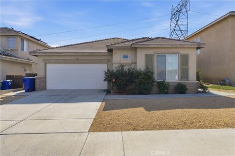 Photo of 14931 Cottontail Ln, Victorville, CA 92394 (MLS # IV26068448)