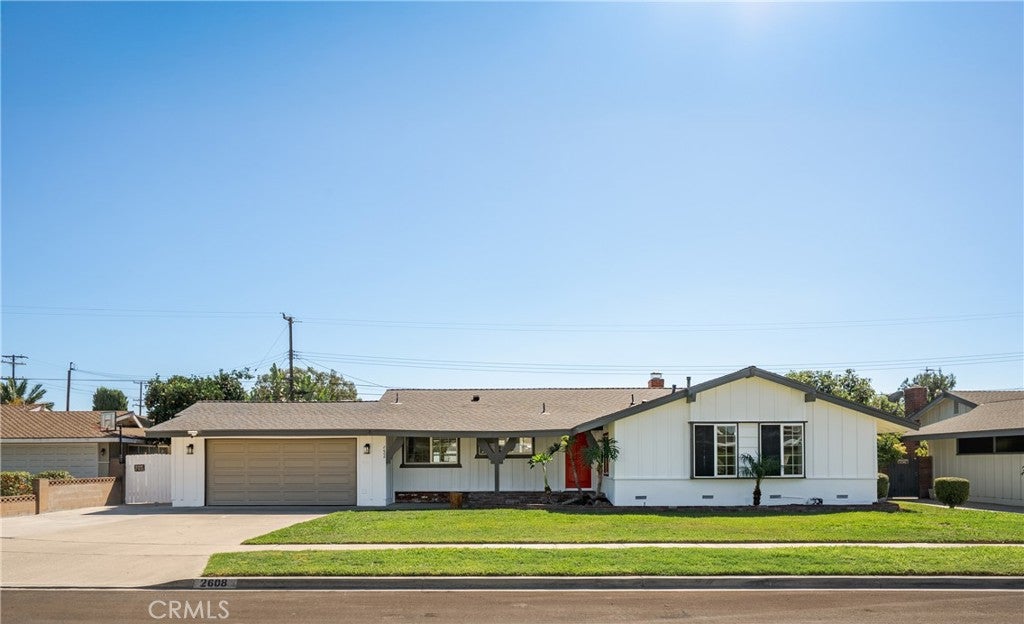 2608 W Palais Road
