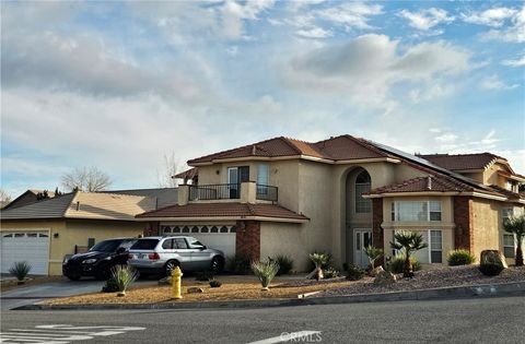 Photo of 18141 Country Glen Lane, Victorville, CA 92395 (MLS # CV26042878)