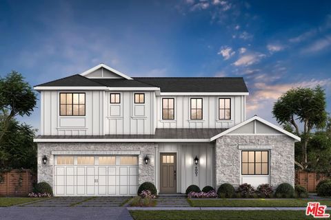 Photo of 4027 Dixie Canyon Avenue, Sherman Oaks, CA 91423 (MLS # 25620175)