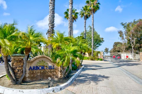 Photo of 432 Edgehill Ln LN #32, Oceanside, CA 92054 (MLS # NDP2607614)