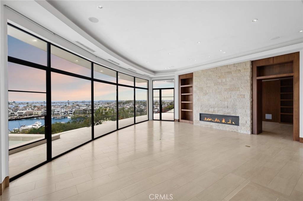 Irvine Terrace (IRVT) - Residential Lease