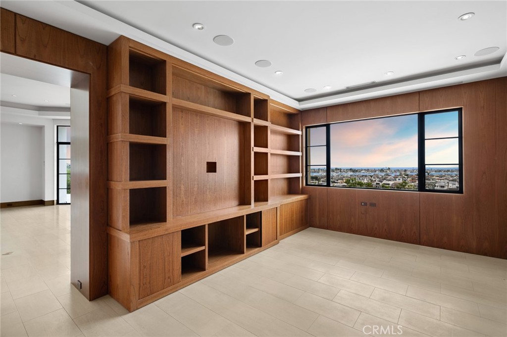 Irvine Terrace (IRVT) - Residential Lease
