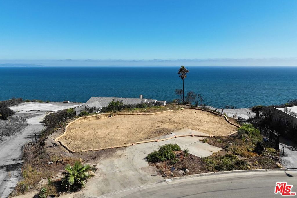 Never before on the market, this exceptional lot offers sweeping, unobstructed ocean views stretching across the entire coastline, Santa Monica Bay, and Catalina Island - framed by dramatic mountain backdrops. Located in the highly desirable lower Big Rock neighborhood, the 10,579-SF parcel sits above neighboring lots, maximizing privacy and view protection. Just minutes from both the city and Malibu's iconic Cross Creek, this is a rare opportunity to build a dream home with some of the most coveted panoramic views in Malibu. Phase 1 EPA remediation and Phase 2 debris removal by the Army Corps of Engineers have been completed.