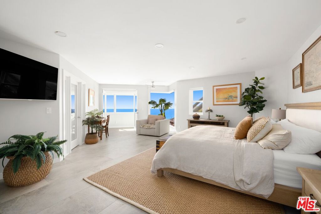 15 N Vista De Catalina, Laguna Beach CA 92651 - Photo 28