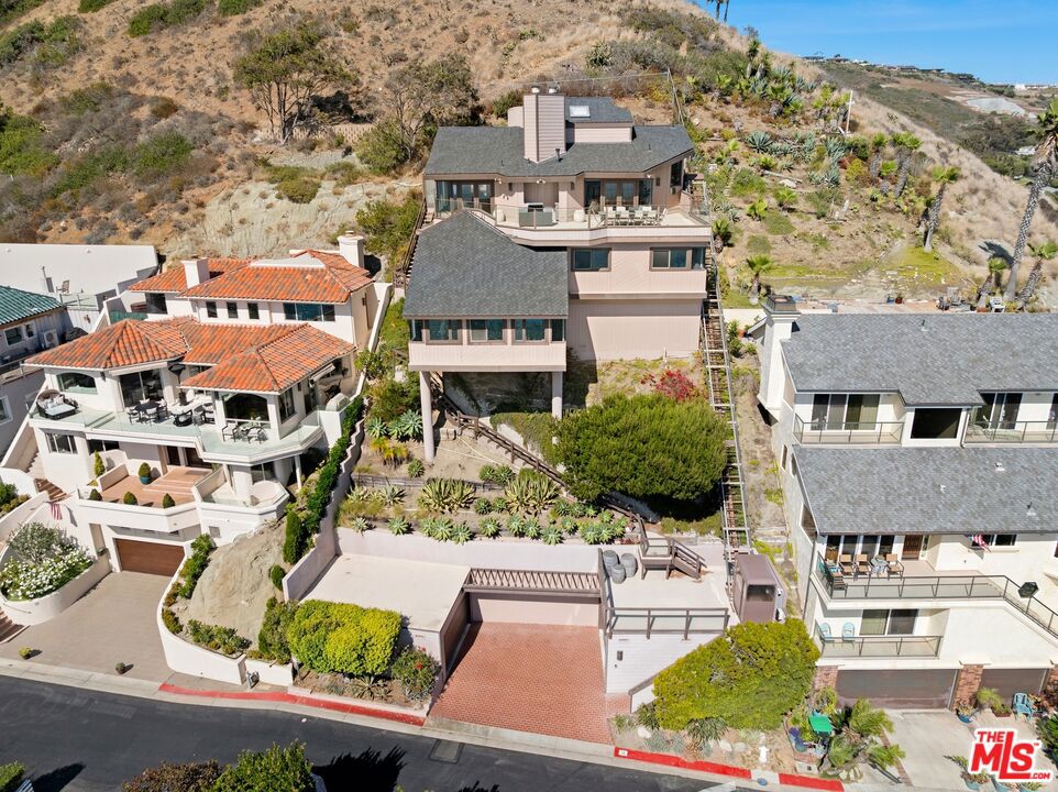 15 N Vista De Catalina, Laguna Beach CA 92651 - Photo 40