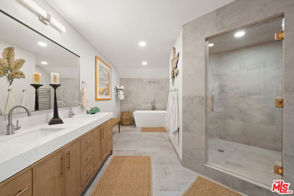 15 N Vista De Catalina, Laguna Beach CA 92651 - Photo 24