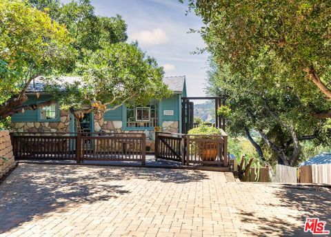 Photo of 1553 Penny Road, Topanga, CA 90290 (MLS # 26632847)