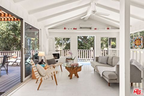 Photo of 1553 Penny Road, Topanga, CA 90290 (MLS # 26632847)