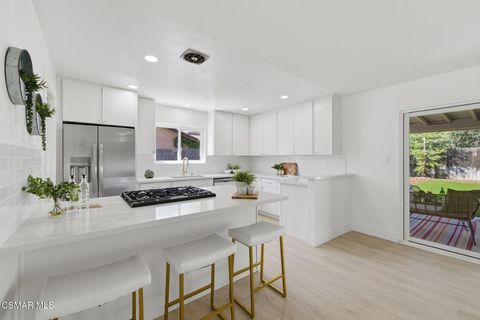 Photo of 2627 Daunet Avenue, Simi Valley, CA 93065 (MLS # 226001278)