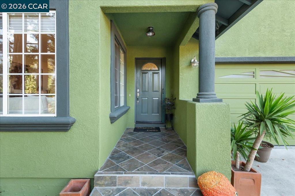 19563 Helen Pl
