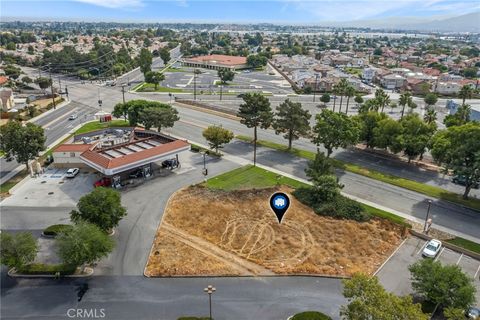 940 Bloomington Ave Rialto CA 92376