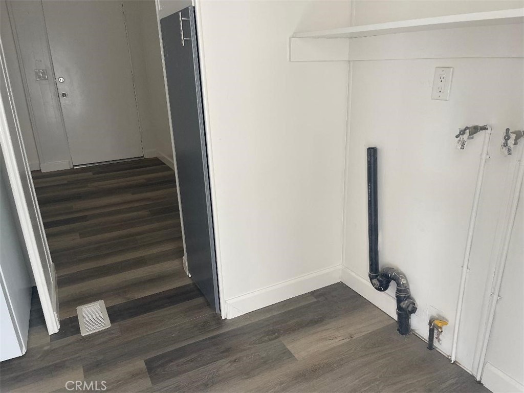 3929 5th Street W 18