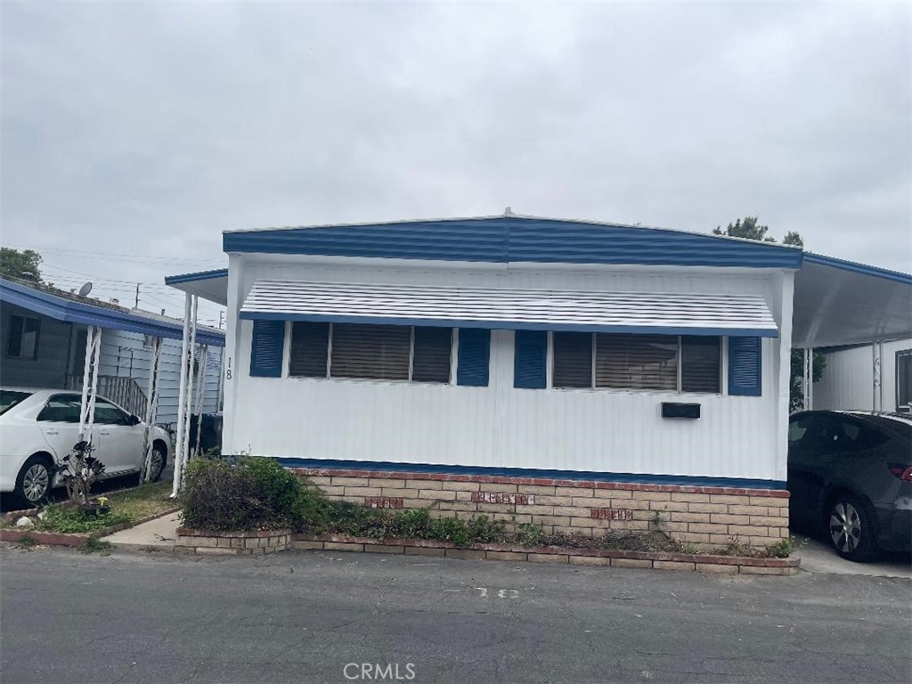 3929 5th Street W 18