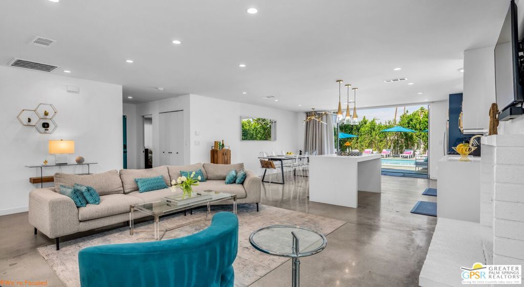 Racquet Club West - Residential