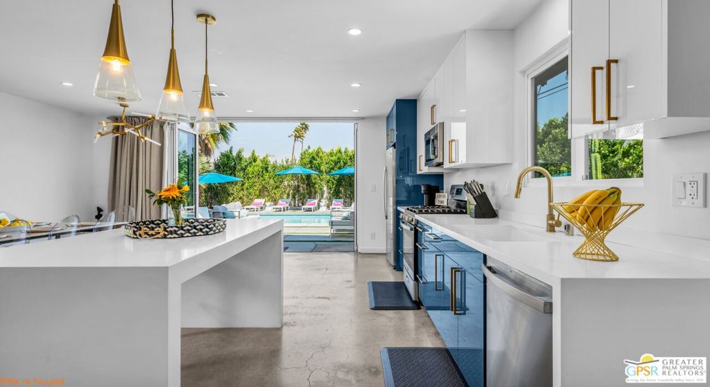 Racquet Club West - Residential