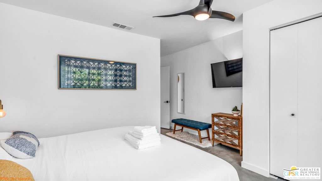 Racquet Club West - Residential