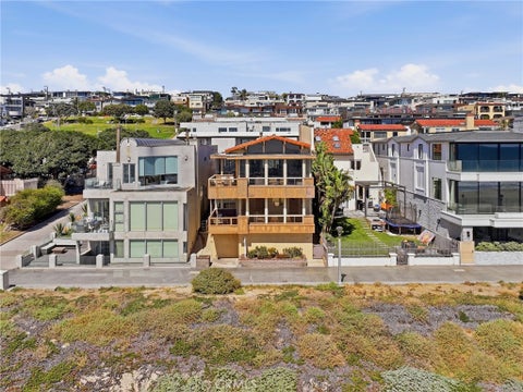 Photo of 2516 The Strand, Manhattan Beach, CA 90266 (MLS # SB26105156)