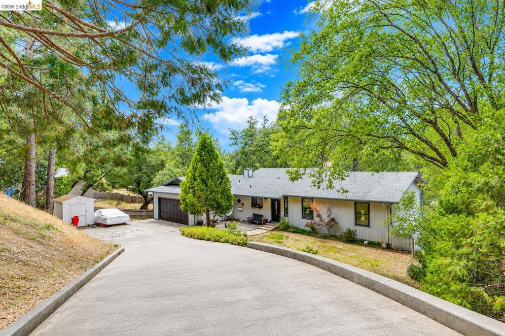 22100 Thunderbolt Dr.