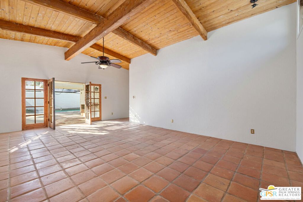 Twin Palms - Residential