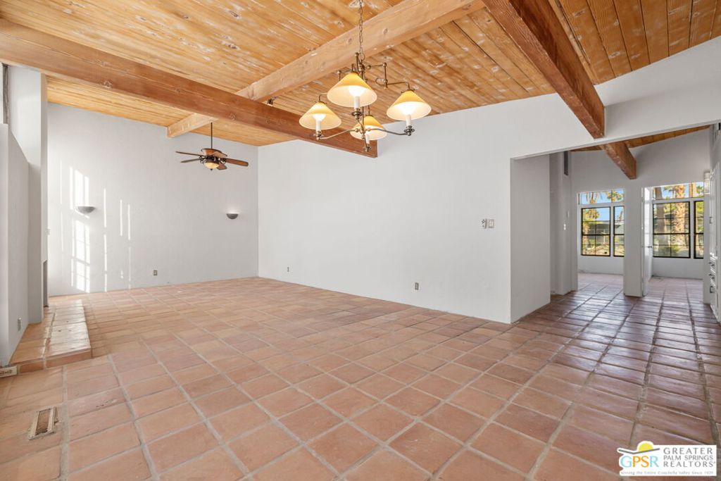 Twin Palms - Residential