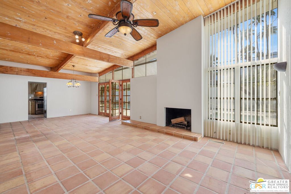 Twin Palms - Residential