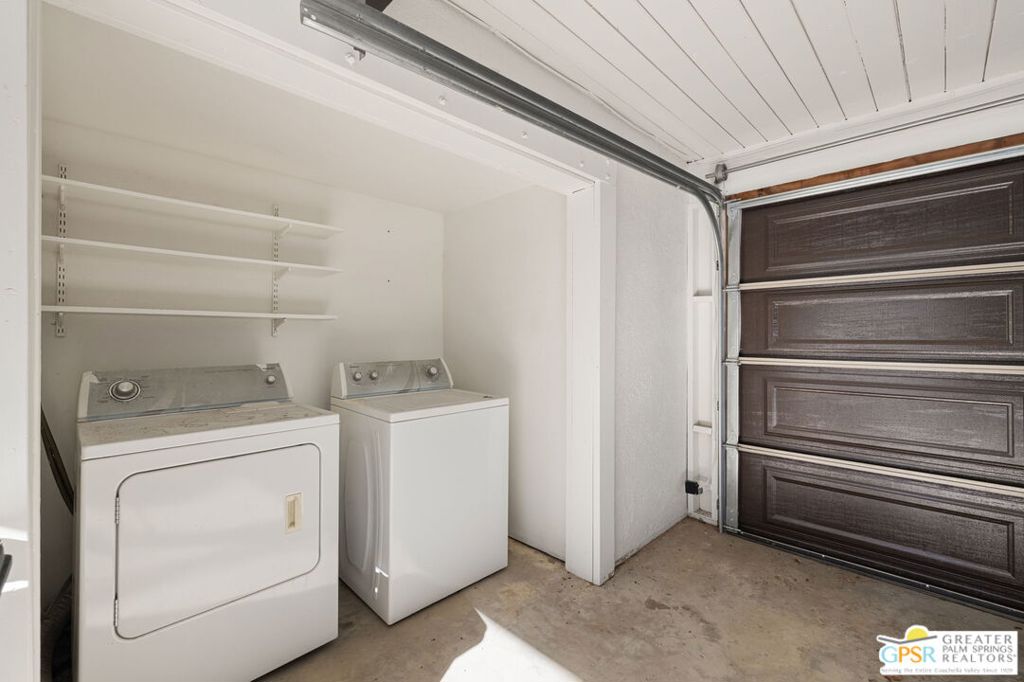 Twin Palms - Residential