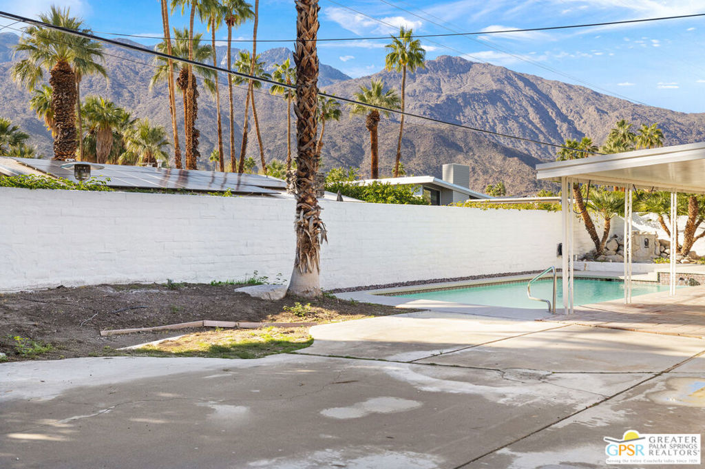 Twin Palms - Residential