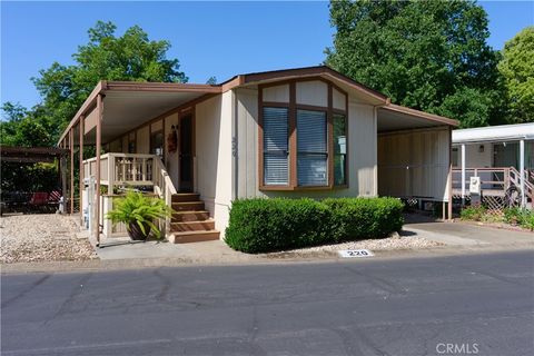 Photo of 567 E Lassen AVE #220, Chico, CA 95973 (MLS # SN26102132)
