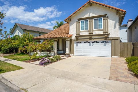 Photo of 24161 Kathy Avenue, Lake Forest, CA 92630 (MLS # OC25199258) Photo of 24161 Kathy Avenue, Lake Forest, CA 92630 (MLS # OC25199258)