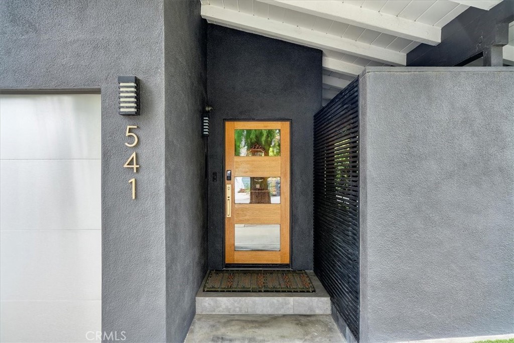 541 1st Street