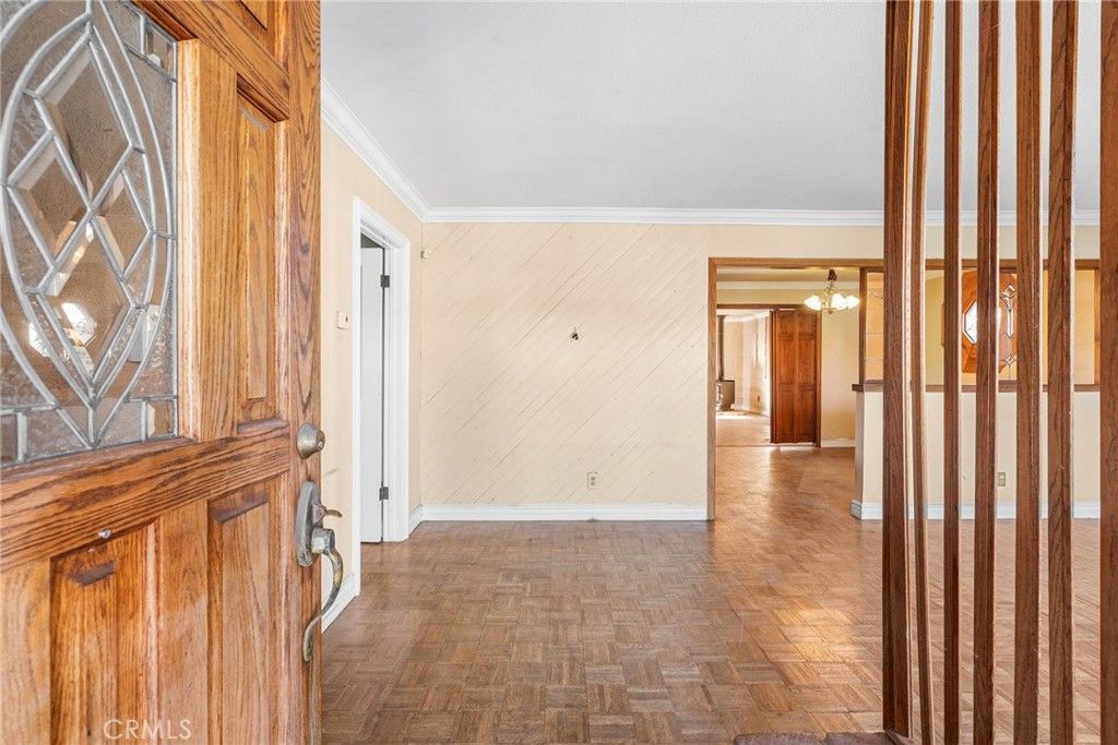 Photo of 15341 Rushmoor Ln, Huntington Beach, CA 92647 (MLS # OC25271942)