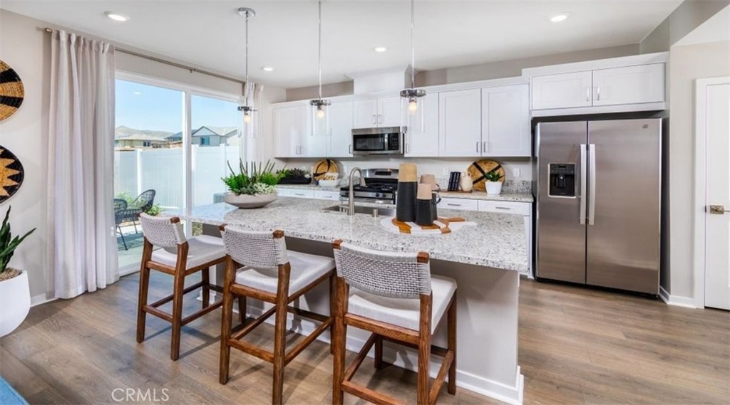 32840 Manhattan Avenue