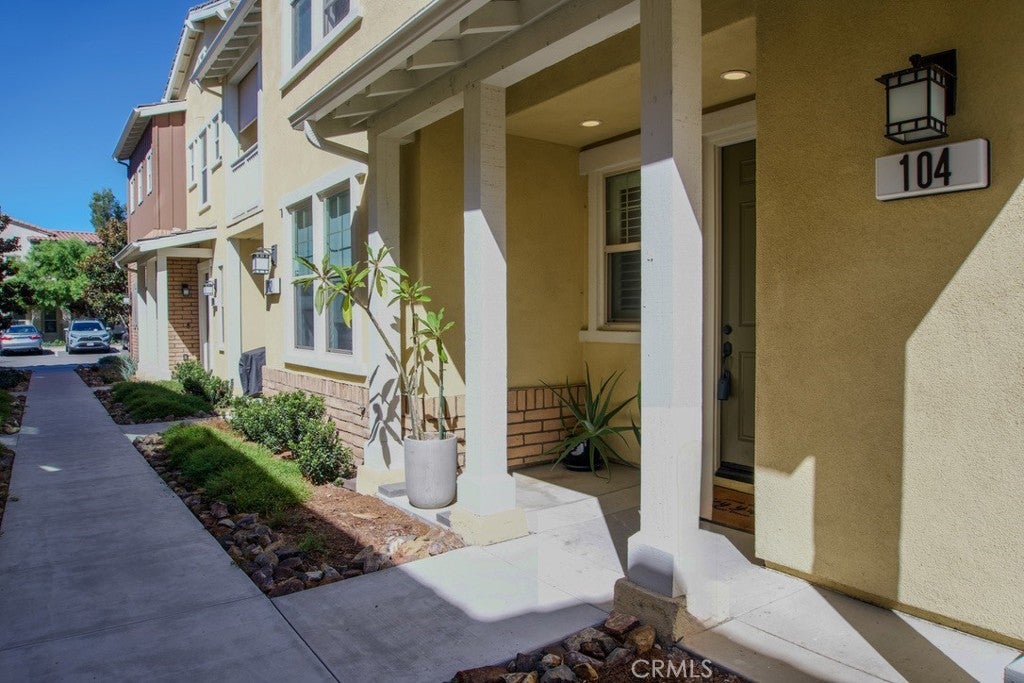 104 Jaripol Circle