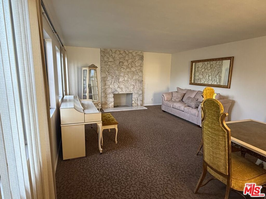 Photo of 12126 Hammack Street, Culver City, CA 90230 (MLS # 26637435)