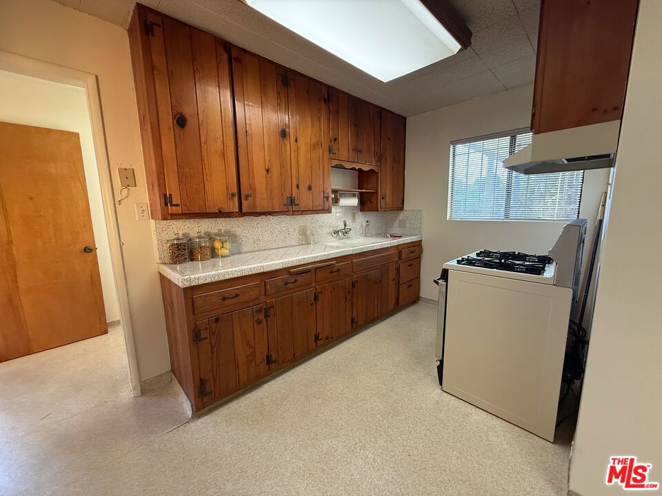 12126 Hammack Street