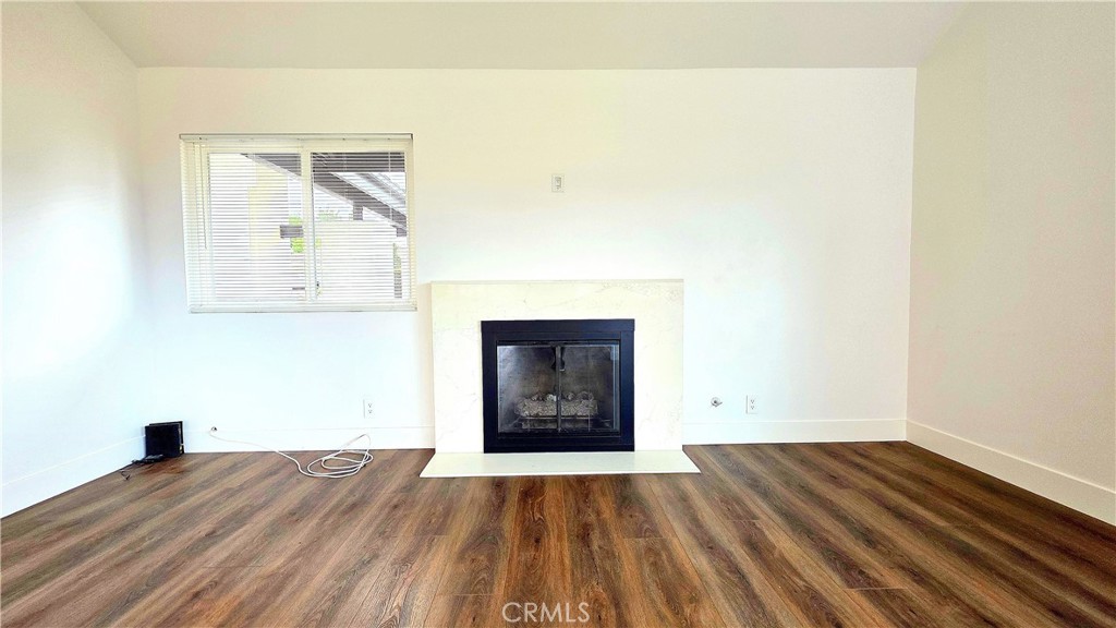 1546 Avenida Entrada