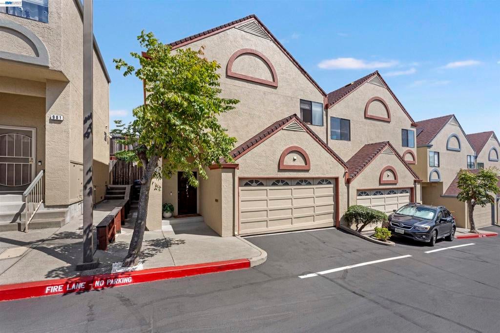 903 Appian Knoll Ct