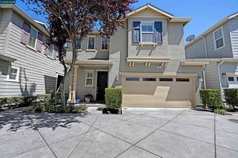 Photo of 509 Falling Star Dr DR, Martinez, CA 94553 (MLS # 41136379)