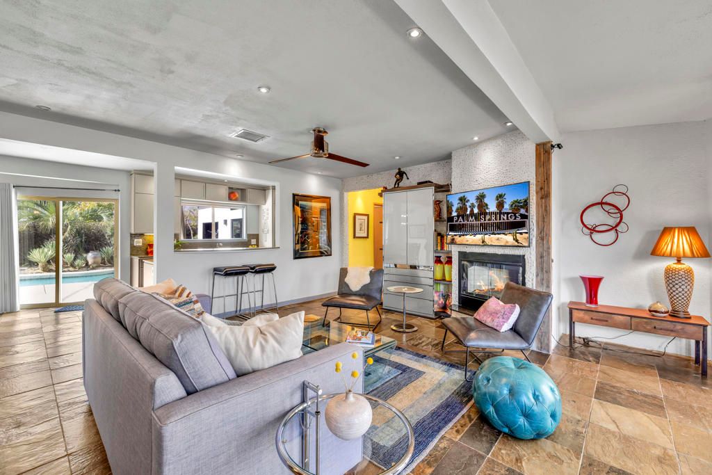 Photo of 777 N Calle Rolph, Palm Springs, CA 92262 (MLS # 219140185PS)