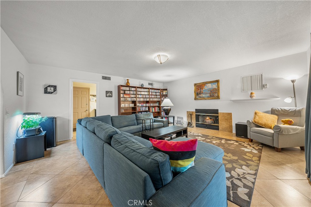 Panorama (33545) - Residential