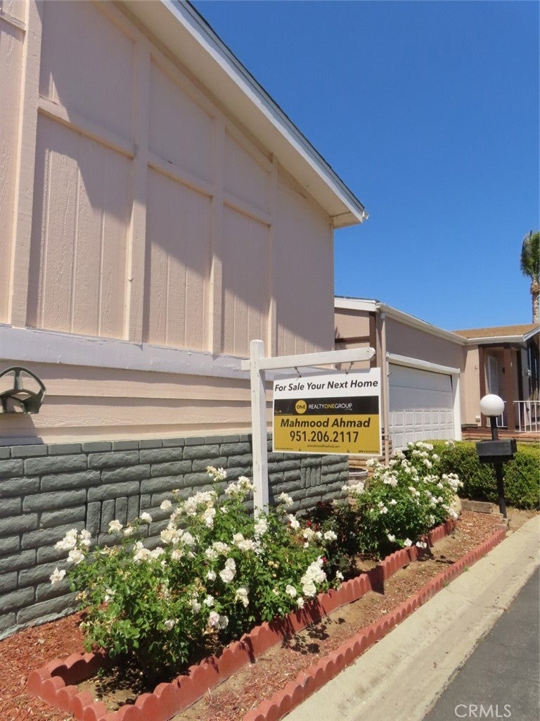 1550 Rimpau Avenue 132
