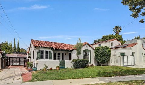 Photo of 1909 Eden Avenue, Glendale, CA 91206 (MLS # GD26022545)